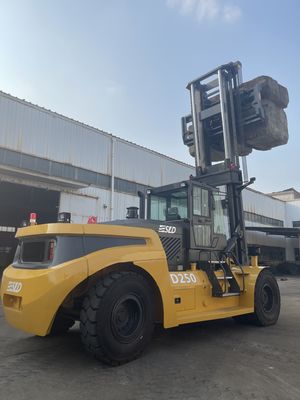 3000mm Direk Kaldırma Yüksekliği Ağır Yük Forklifti, Ağır Yük Taşımacılığı İçin, Hız 0-20 Km/sa, Yük Merkezi 600mm