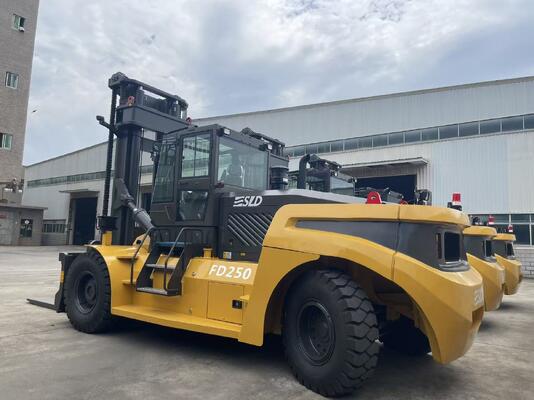 FD300 30 Ton Dizel Ağır Güçlü Çatal Kamyon Cummins Motoru 4.0g Mast Çelik Endüstrisi