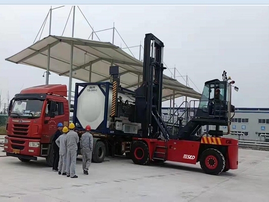 CUMMINS QSM11-330 motoru ile boş konteyner taşıyıcı