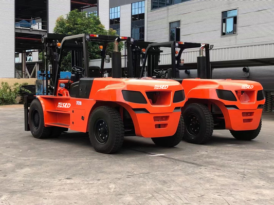 45-90 derece Eğlenme açısı Karşıt Denge Forklift 3000mm mast kaldırma yüksekliği ile konteyner Forklift