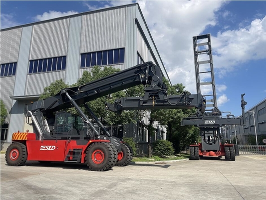 Cummins Motoru ZF 5WG261 Otomatik Şanzımanlı 20ft ve 40ft Kargo Konteyner Yükleyici