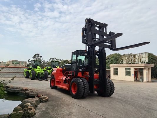Eğim Açısı 45-90 Derece Yük Merkezi 600mm Ağır İşler için Yüksek Kapasiteli Forklift