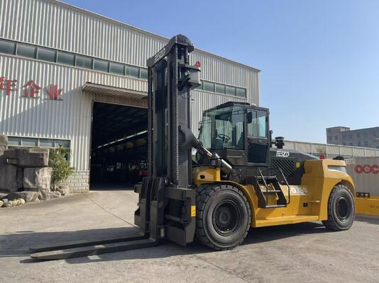 Aşırı Yük Korumalı Ağır Hizmet Tipi Forklift, 42000kg Servis Ağırlığı ve 7200x2550x3460mm Genel Boyutu ile Ağır İşlemler İçin İdeal