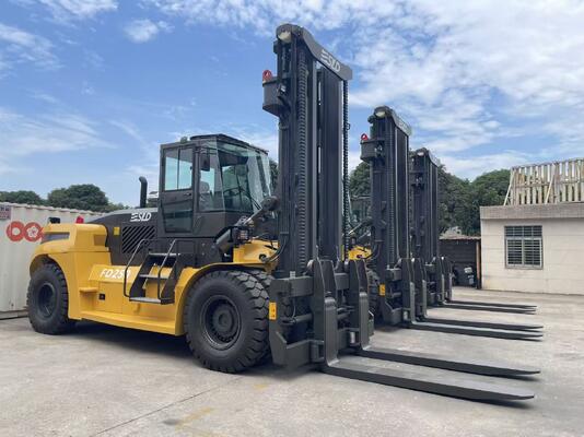 FD350 35 Ton Heavy Lift Forklift Truck For Bulk Cargo Terminal Handling