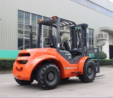 Karşı Ağırlık 4WD 4X4 2.5 Ton 3000mm Engebeli Arazi Forklift