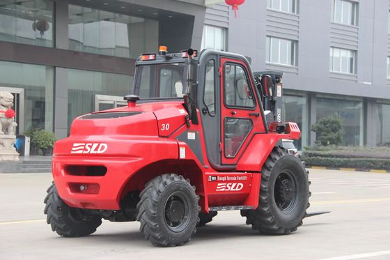 Tüm Terrian 4x4 Forklift