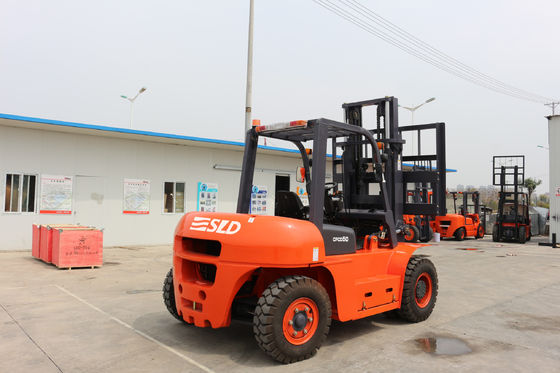 Mitsubish ISUZU Engine 5T Counterbalance Diesel Forklift Truck