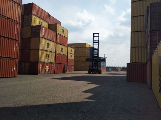 Lojistik Yard 9000kgs 9t forklift Boş Konteyner İşleyicisi