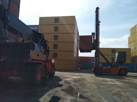 Lojistik Yard 9000kgs 9t forklift Boş Konteyner İşleyicisi