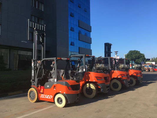 3000mm 6k 3t Çift Yakıtlı Benzinli LPG Forklift Makinesi