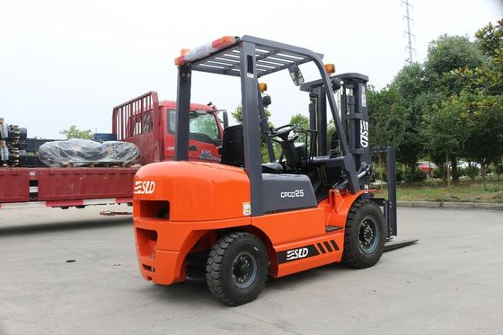 2 Aşama / 3 Aşama 1070x120x40mm Çatal boyutu 2.5ton Dizel Forklift