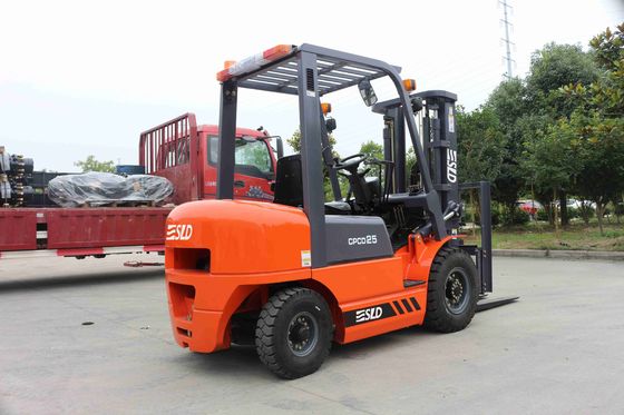 Üç Yollu Katalitik Cihazlı Kaldırma Yüksekliği 3000mm Dizel Forklift