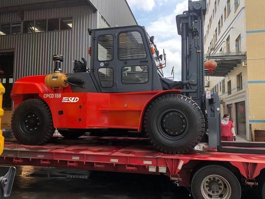 15T Yüklü CPCD150 Endüstriyel Forklift