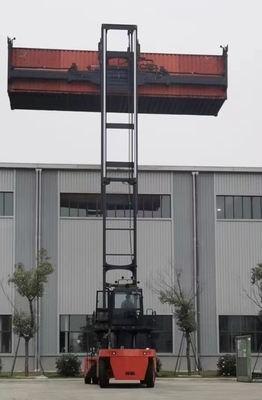 Konteyner Sahasında 20 Ft 40ft Boş Konteynerleri İstiflemek İçin 8 Ton Boş Konteyner Yükleyici